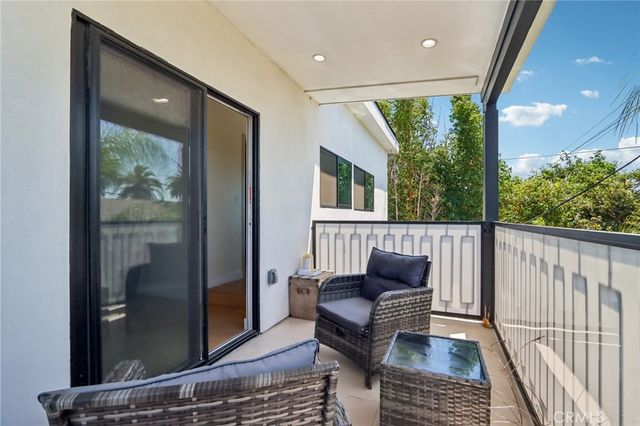 4432 Melbourne Avenue, Los Angeles, CA 90027