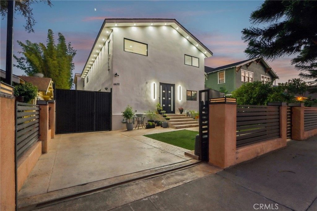 4432 Melbourne Avenue, Los Angeles, CA 90027