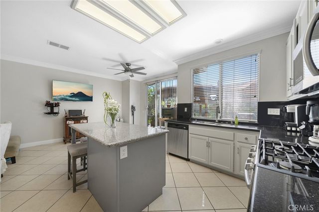 12300 Kings River Street, Eastvale, CA 91752