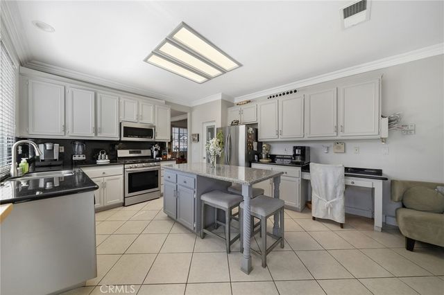 12300 Kings River Street, Eastvale, CA 91752