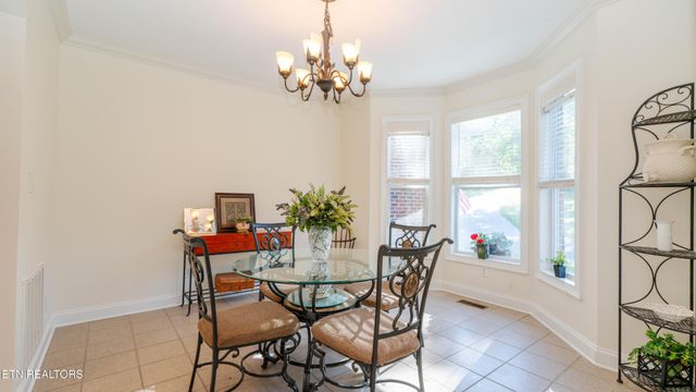 3512 Cabin Ridge Rd, Louisville, TN 37777