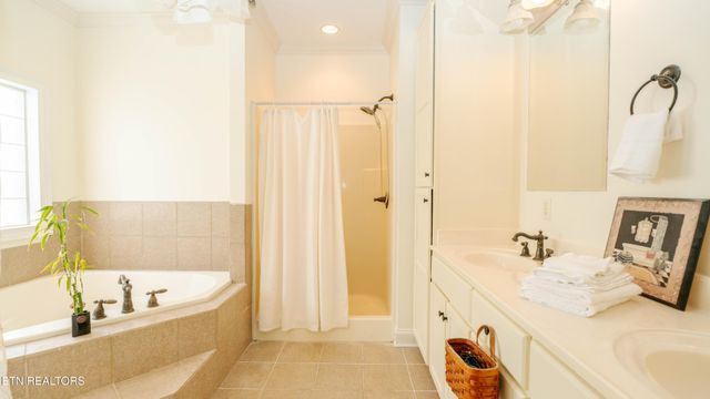 3512 Cabin Ridge Rd, Louisville, TN 37777