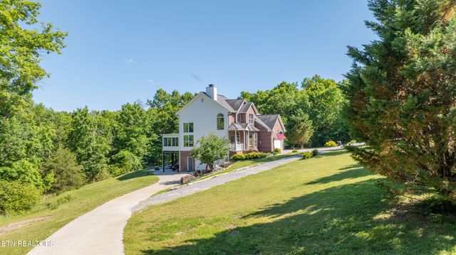 3512 Cabin Ridge Rd, Louisville, TN 37777