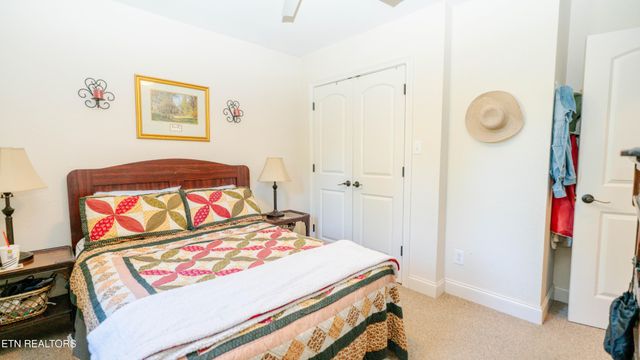 3512 Cabin Ridge Rd, Louisville, TN 37777