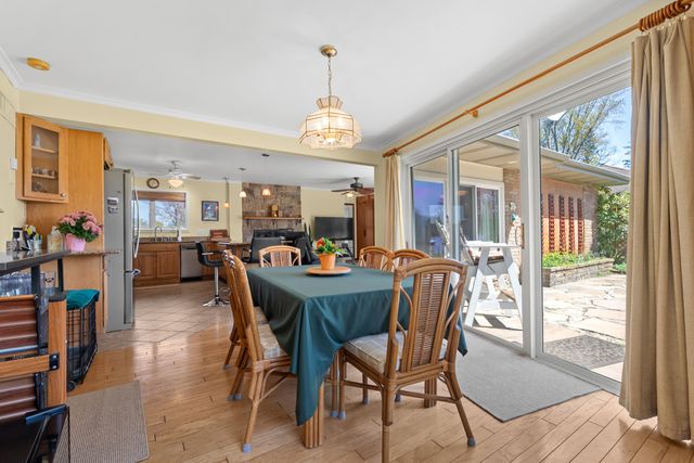 51545 Summit Street, Paw Paw, MI 49079