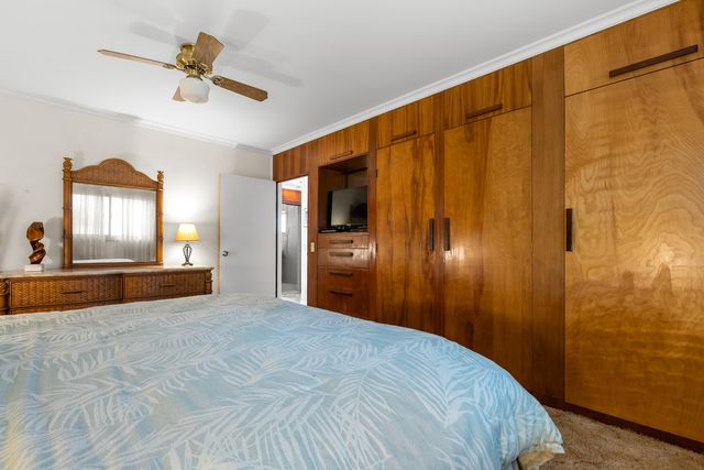 51545 Summit Street, Paw Paw, MI 49079