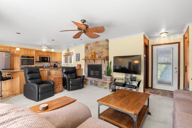 51545 Summit Street, Paw Paw, MI 49079