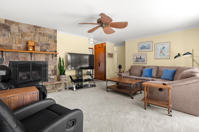 51545 Summit Street, Paw Paw, MI 49079