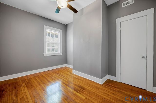 306 S 13th Ave, Hopewell, VA 23860