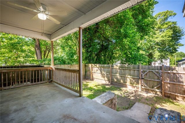 306 S 13th Ave, Hopewell, VA 23860