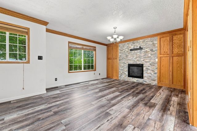 325 SE Cardinal Lane, Waukee, IA 50263