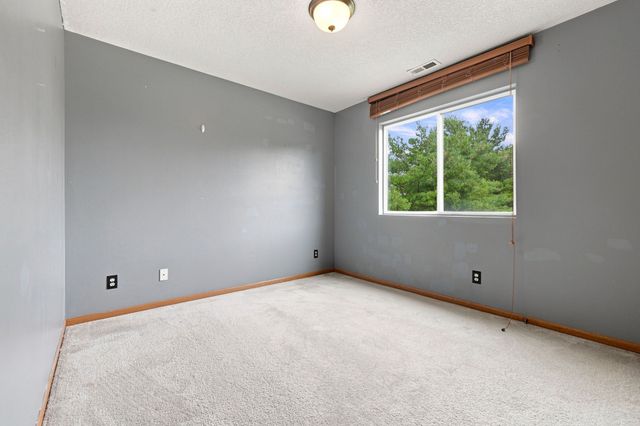 325 SE Cardinal Lane, Waukee, IA 50263
