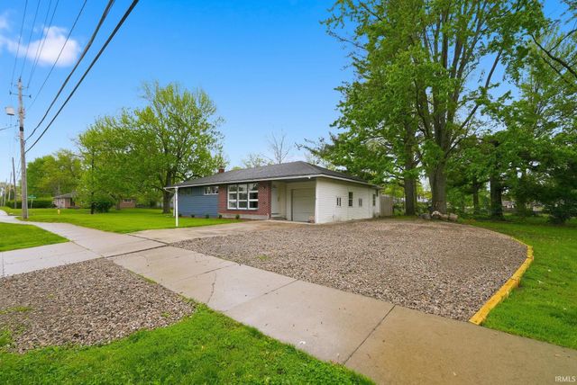 2720 McKinnie Avenue, Fort Wayne, IN 46806