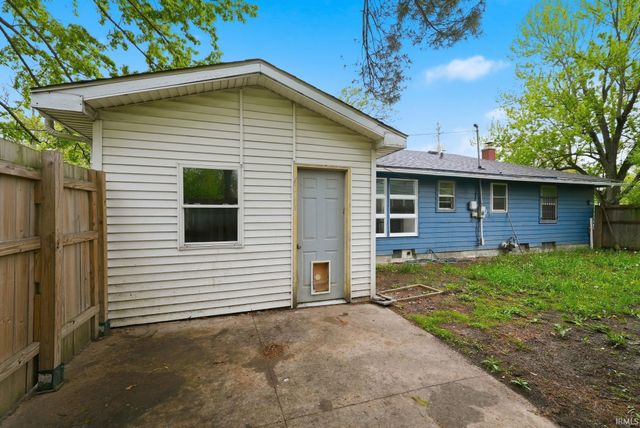 2720 McKinnie Avenue, Fort Wayne, IN 46806