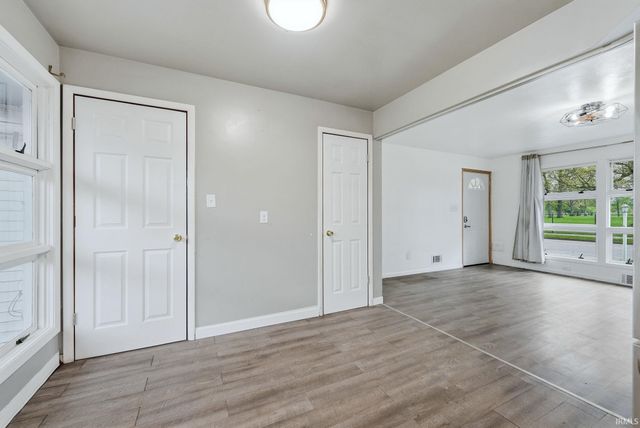 2720 McKinnie Avenue, Fort Wayne, IN 46806
