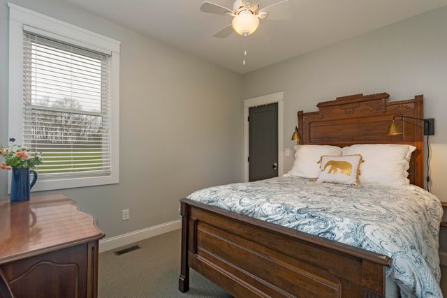 468 Melrose Place, Dayton, TN 37321