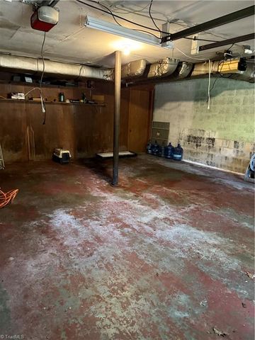 1400 Ellis Street, Greensboro, NC 27406