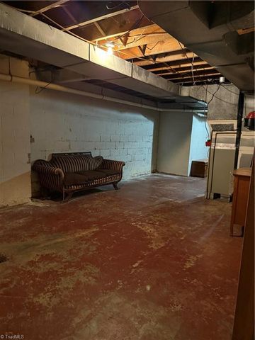 1400 Ellis Street, Greensboro, NC 27406