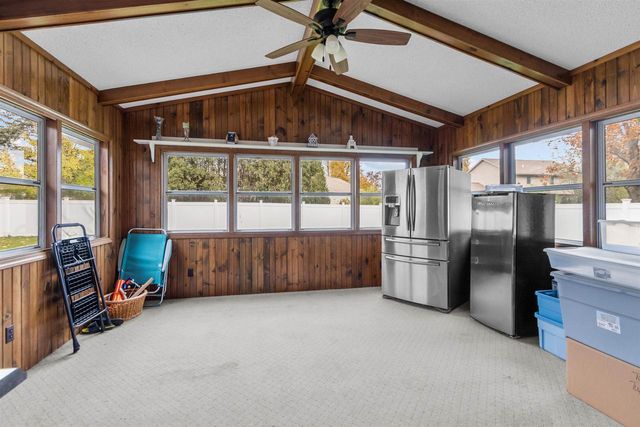 1022 E CAPITOL DRIVE, Appleton, WI 54911