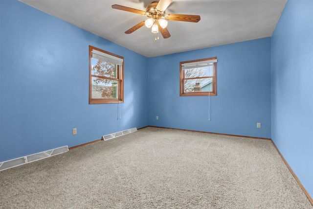 1022 E CAPITOL DRIVE, Appleton, WI 54911