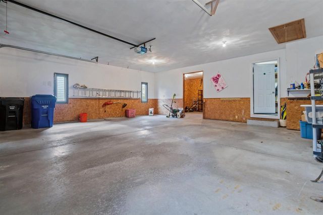 1022 E CAPITOL DRIVE, Appleton, WI 54911