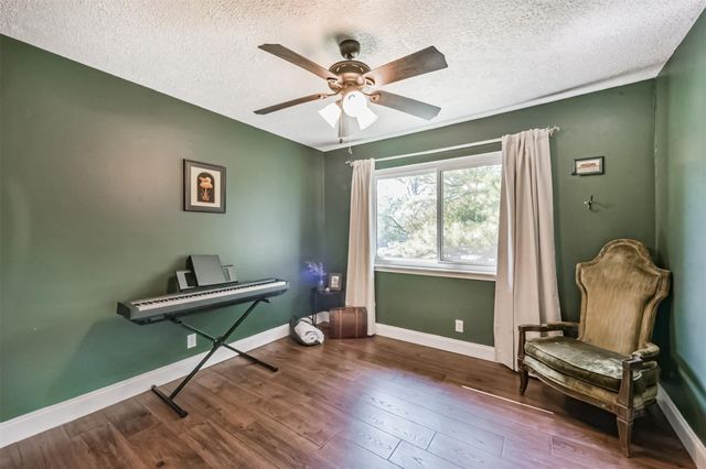 14902 Aspen Hills Drive, Houston, TX 77062