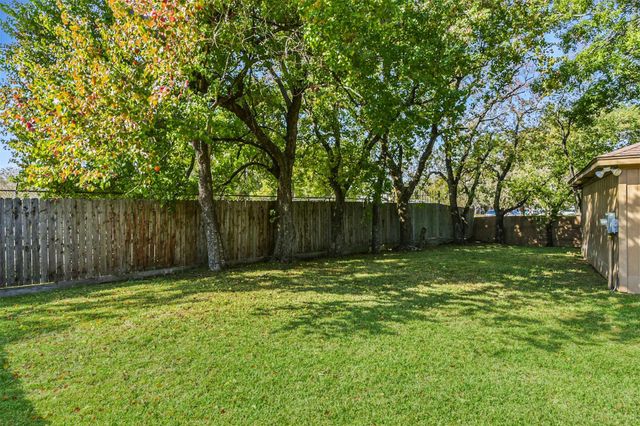 14902 Aspen Hills Drive, Houston, TX 77062