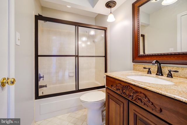 15253 SURREY HOUSE WAY, Centreville, VA 20120