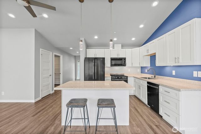 12926 78th Avenue E, Puyallup, WA 98373