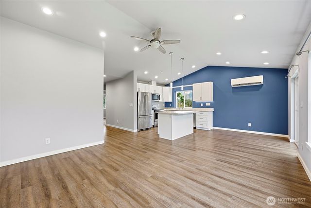 12926 78th Avenue E, Puyallup, WA 98373