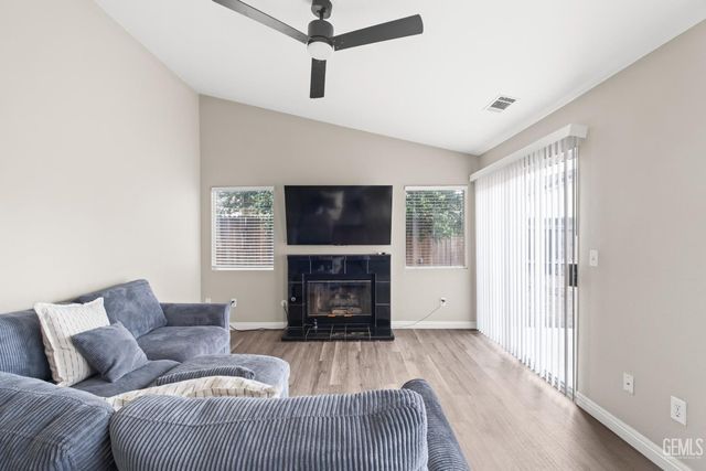 0 4911 Otters Meadow Dr, Bakersfield, CA 93313