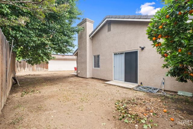0 4911 Otters Meadow Dr, Bakersfield, CA 93313
