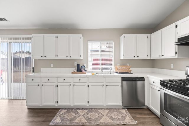 0 4911 Otters Meadow Dr, Bakersfield, CA 93313