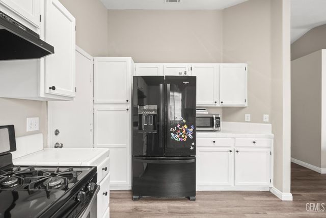 0 4911 Otters Meadow Dr, Bakersfield, CA 93313