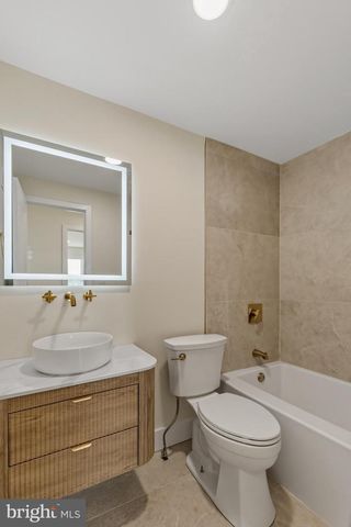 1453 DORIS RD, Abington, PA 19001