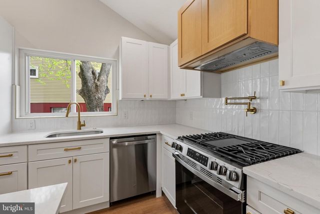 1453 DORIS RD, Abington, PA 19001