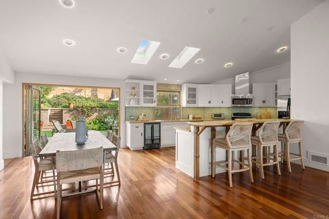 3354 Seacrest Drive, Carlsbad, CA 92008