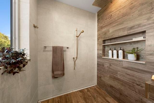 3354 Seacrest Drive, Carlsbad, CA 92008