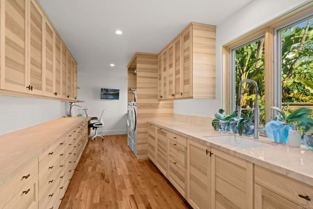 3354 Seacrest Drive, Carlsbad, CA 92008