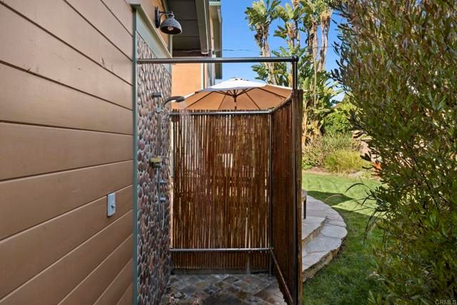 3354 Seacrest Drive, Carlsbad, CA 92008