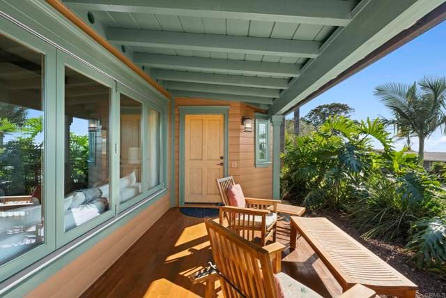 3354 Seacrest Drive, Carlsbad, CA 92008