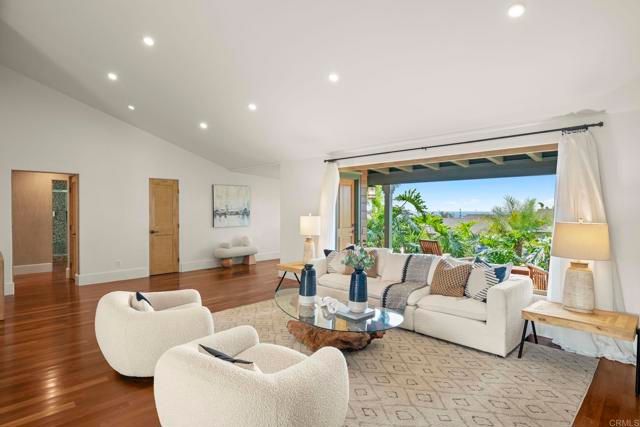 3354 Seacrest Drive, Carlsbad, CA 92008