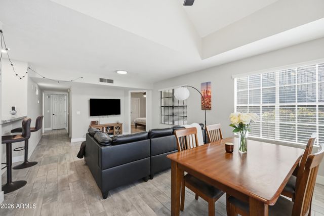 2333 E SOUTHERN Avenue 1073, Tempe, AZ 85282