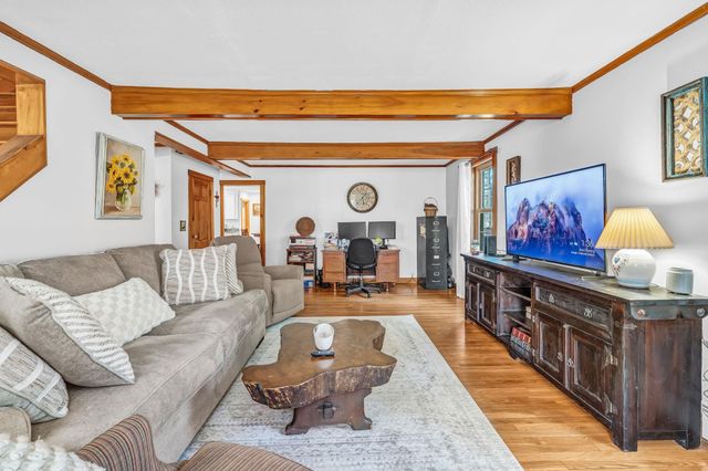 10 Saltbox Road, Milton, NH 03851