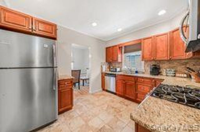 248 Kensington Road S, Garden City, NY 11530