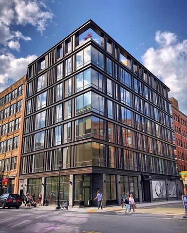 10 Farnsworth 3A, Boston, MA 02210