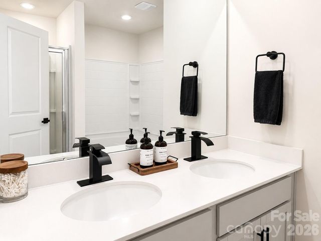 3646 Azalea Ridge Drive, Mount Holly, NC 28120