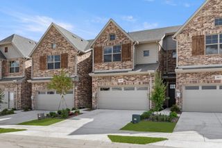 4631 Hawks Trail, Oak Point, TX 75068
