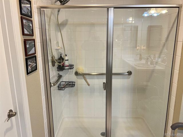 2029 S Flanders Way B, Aurora, CO 80013