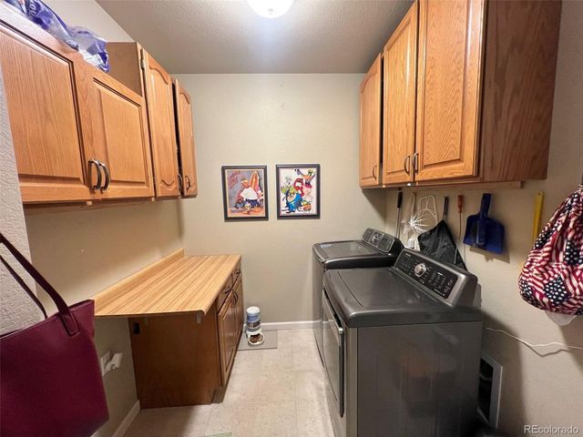 2029 S Flanders Way B, Aurora, CO 80013